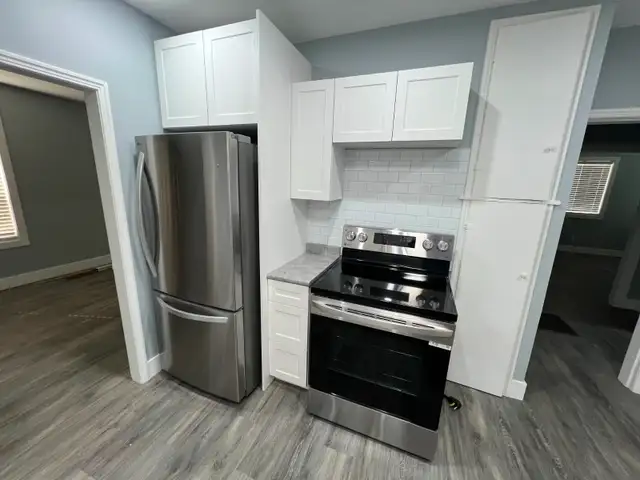 Renovated 4 BR/2B Entire House DT Vernon in Long Term Rentals in Vernon - Image 4