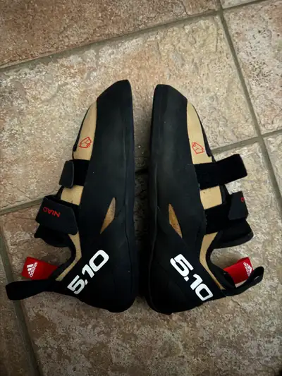 Condition: New – never used Five Ten NIAD VCS Size M8/W9, 41 ½ Colour: Mesa, core black, cloud white...