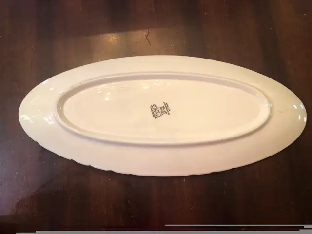 Sunflower Oval Platter. 21” x 9”515793526048040964