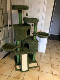 Cat Tree, tall and rich green. Material like a soft rug. NEW