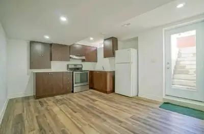 2 Bedroom, 1 Bathroom legal basement with separate entrance available for rent (**ALL UTILITIES INCL...