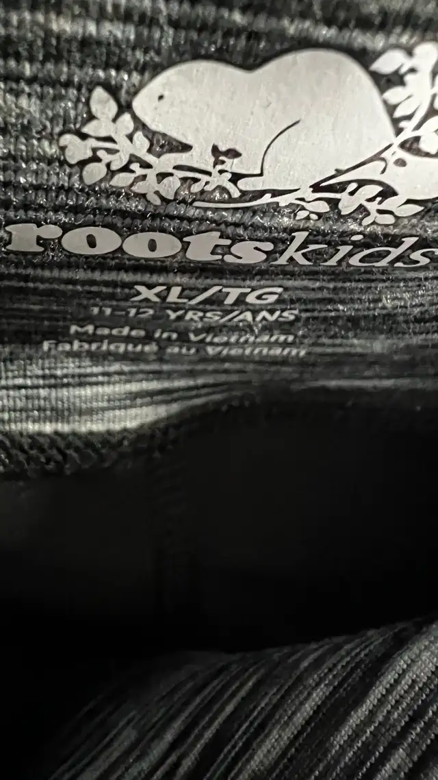 Pending pick-up - Roots Lola set for girls size XXL in Kids & Youth in Oshawa / Durham Region - Image 6