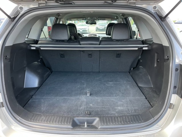 KIA Sorento 2014, 255k km, V6 3.3L in Cars & Trucks in Markham / York Region - Image 4