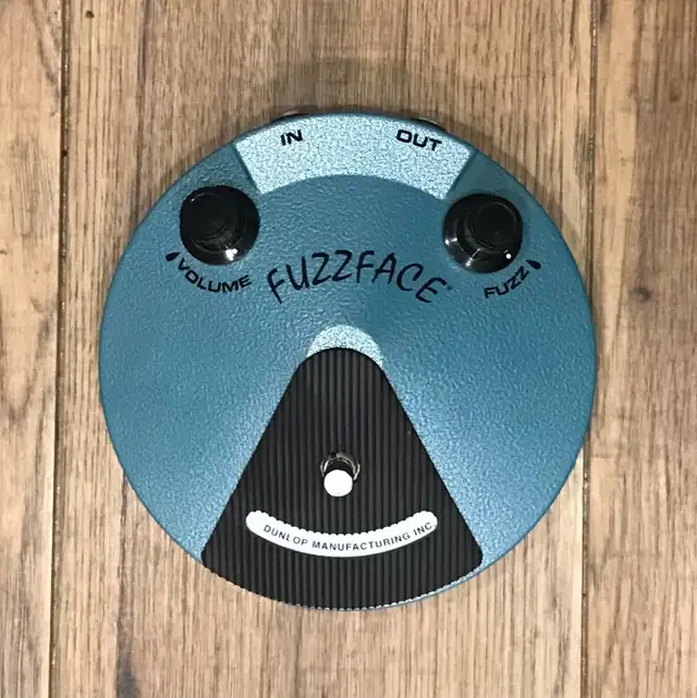 Dunlop JIMI HENDRIX Fuzz Face in Amps & Pedals in Calgary - Image 2