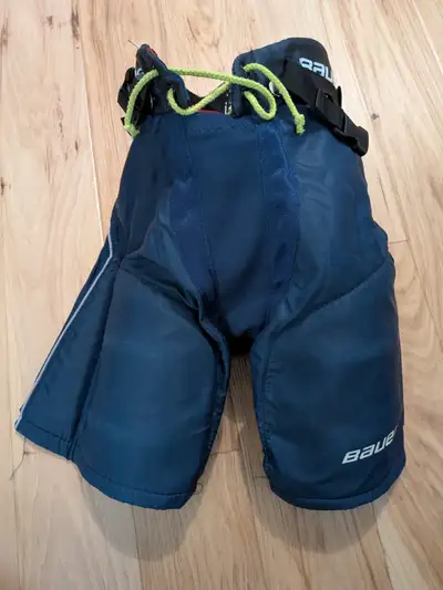 Bauer youth Large hockey pants, navy blue, View more