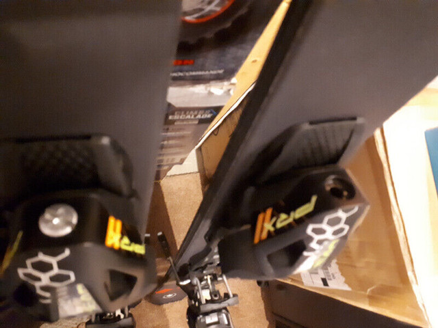 NEW  Motion skis 172cm with bindings (Missing 1 Screw) for sale. in Ski in Calgary - Image 2