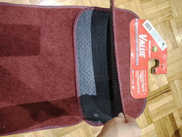 Rubber Queen Value Car Mats in Other Parts & Accessories in Markham / York Region - Image 4