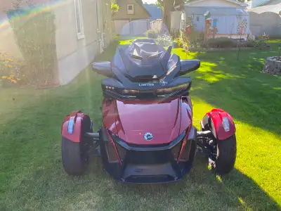 Used low mileage and very clean. Nice bike with a lot of additional options. Trailer included as wel...