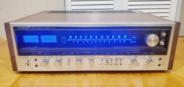 Vintage Pioneer Stereo Monster Receiver SX-1010  100watts/ch in Stereo Systems & Home Theatre in Mississauga / Peel Region - Image 2