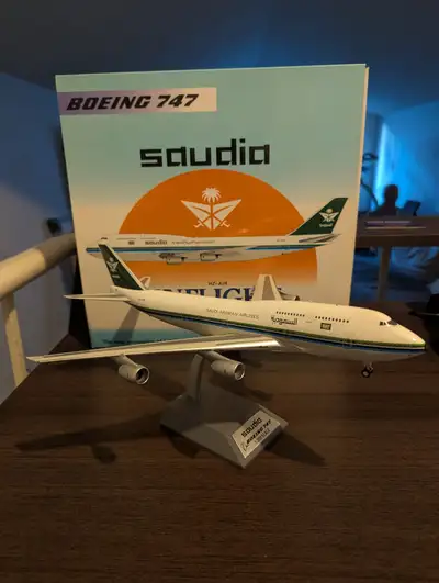 Saudia Boeing 747-300 Inflight 1:200, View more