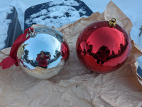 2    9" Christmas ornaments beautiful