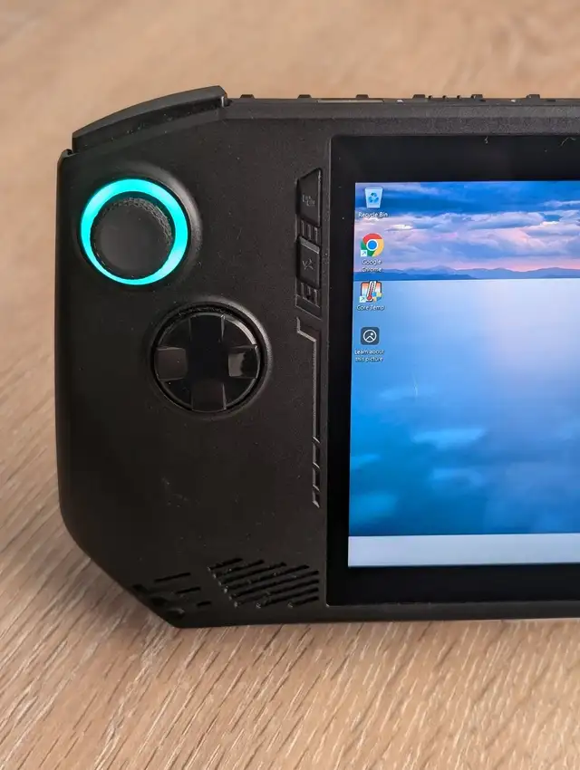 MSI Claw A1M – Handheld Gaming PC Console  in Desktop Computers in Edmonton - Image 7