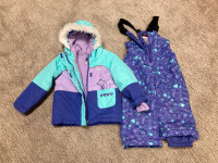 size 4 Gusti snowsuit in excellent condition $25 firm Braeside