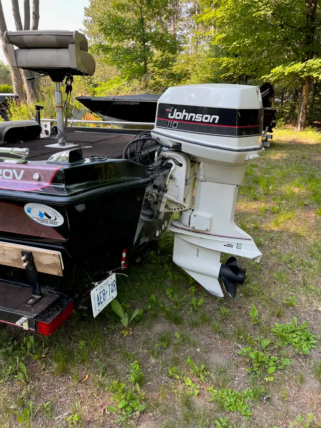 1989 Ranger 320V Bass Boat 16' in Powerboats & Motorboats in Pembroke - Image 6