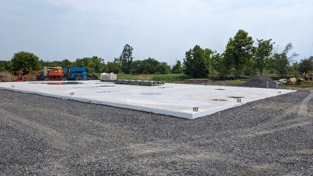Steel Building Foundation and Erection Services in Brick, Masonry & Concrete in Brantford - Image 4