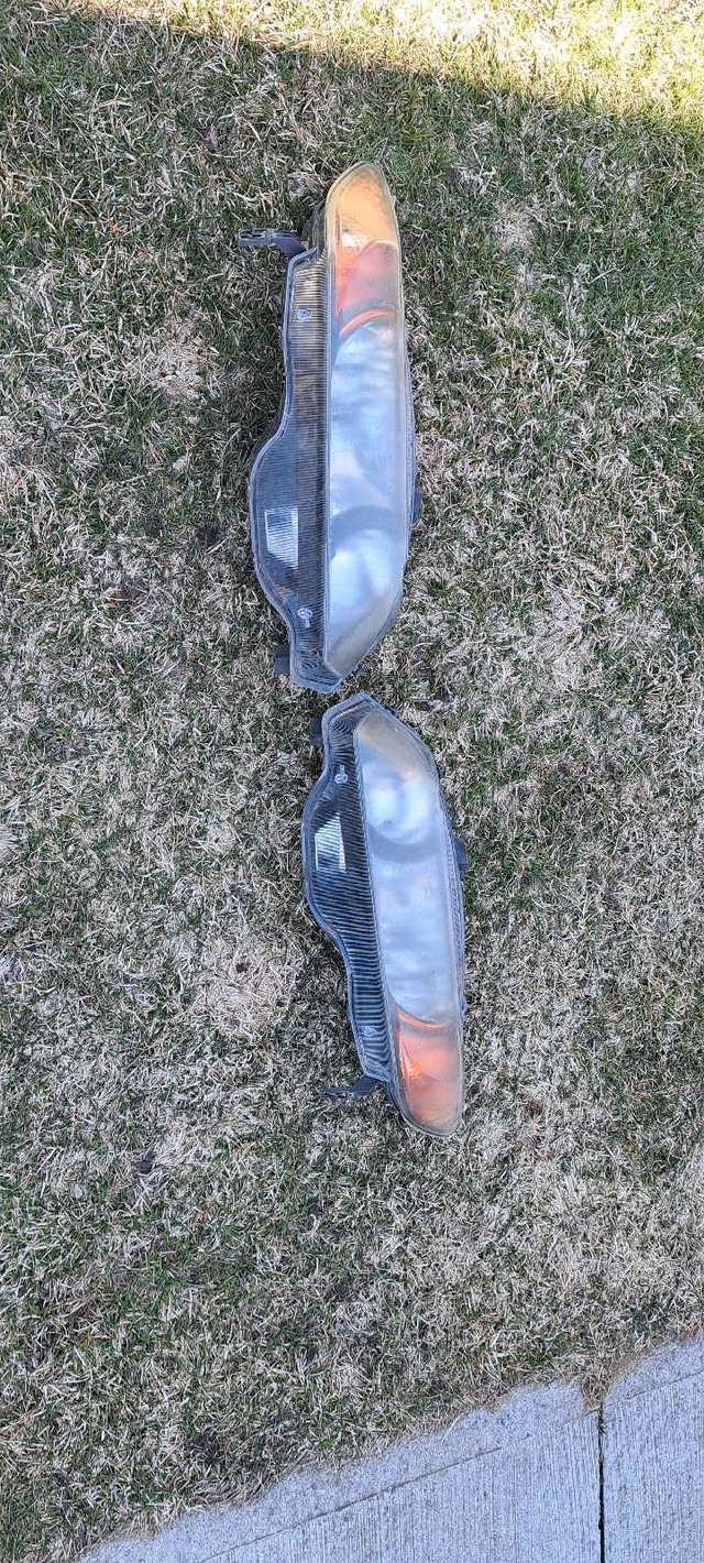 Honda civic coup headlight assemby, 2dr 2006 to 2011 in Garage Sales in Barrie - Image 2