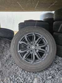 4 pneus été Toyo Extensa AS  S275/60R/16  avec mags