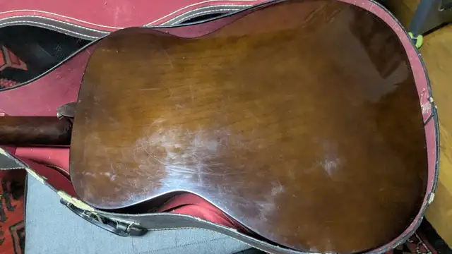 Suzuki vintage Folk guitar in Guitars in Granby - Image 8