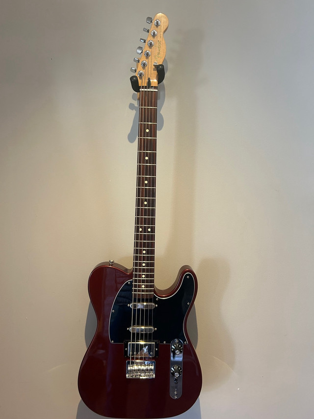 Fender Blacktop Copper Baritone in Guitars in Cambridge - Image 2