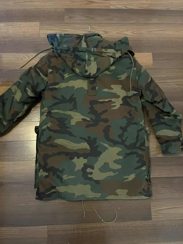 Granby : Manteau  doublé de chasse pour homme et chandails in Men's in Granby - Image 5