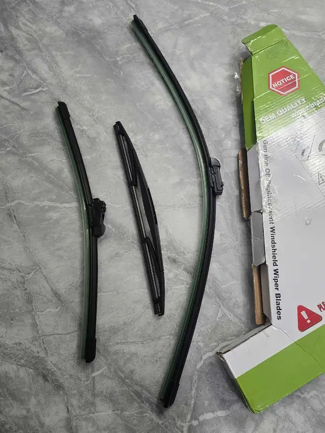 wiper blade set in Other Parts & Accessories in Edmonton - Image 2