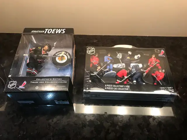 NHL McFARLANE 8 PIECE COLLECTOR'S CASE SUNDIN OVECHKIN in Arts & Collectibles in Mississauga / Peel Region - Image 5