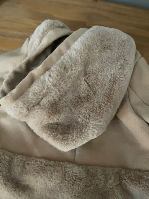 Toddler Coat with Mittens - 3T in Kids & Youth in Ottawa - Image 6