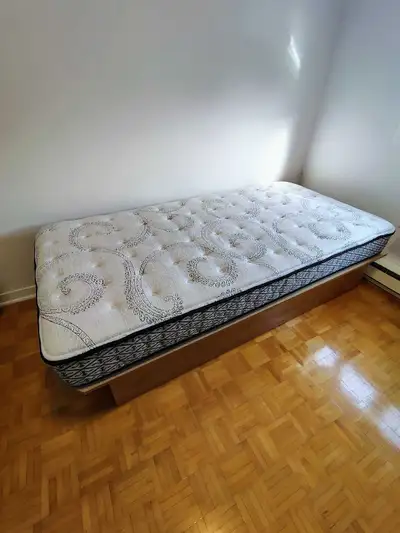 Matelas et plateforme simple, View more