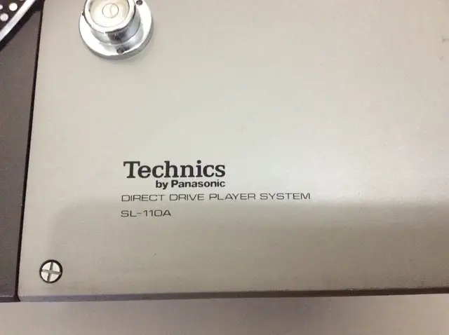 Technics SL-110A Original Direct Drive turntable . in Stereo Systems & Home Theatre in Mississauga / Peel Region - Image 5