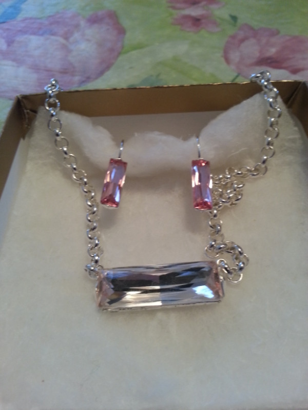 NEW Sterling Silver Pink Earrings and Necklace Set $55. in Jewellery & Watches in Thunder Bay