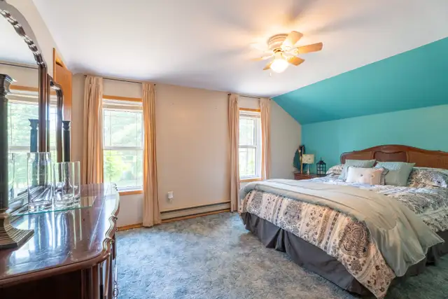 Fantastic Well Maintained Country Home! in Houses for Sale in Chatham-Kent - Image 25