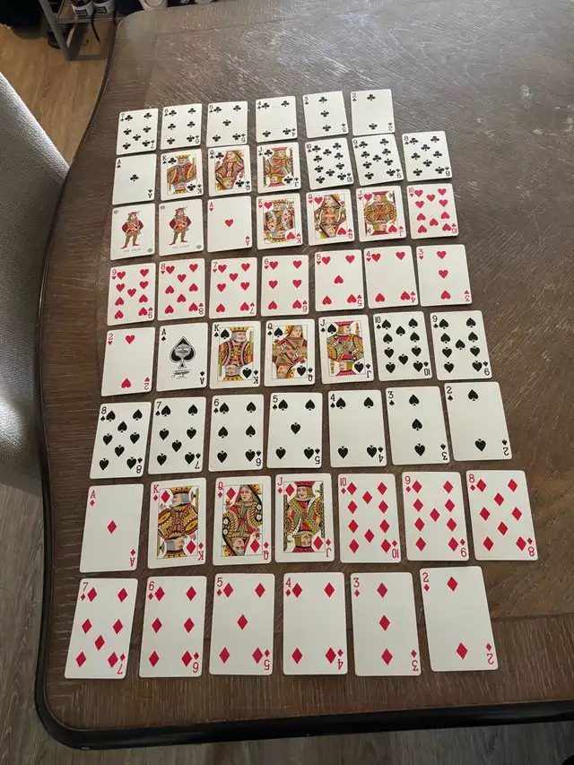 Fornier Vitoria Vintage playing Cards in Arts & Collectibles in London - Image 5