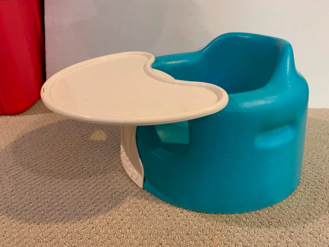 Bumbo Baby Seat with Tray in Feeding & High Chairs in Winnipeg