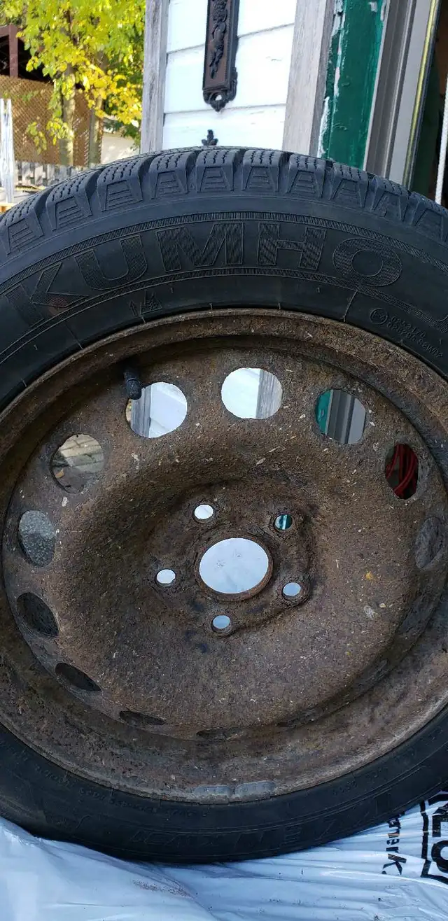 Kumho Winter Tires and Rims in Tires & Rims in Cambridge - Image 3