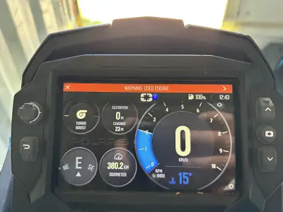 2022 Polaris Matryx Boost 165” 2.75 Low km 380km. Comes with New spare belts 1 for clutch 1 for belt...