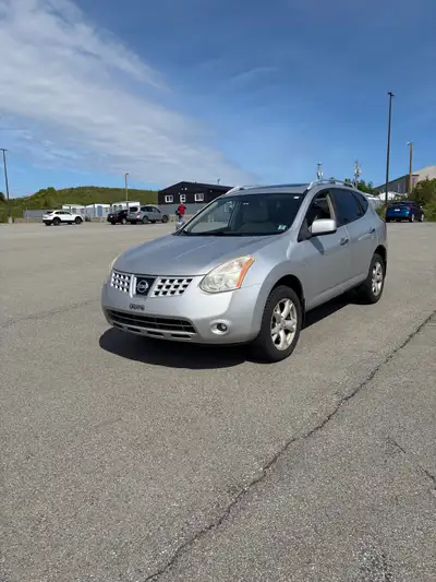 2010 Nissan Rogue AWD – Reliable and well-maintained 2010 Nissan Rogue AWD with 223,000 km (mostly h...