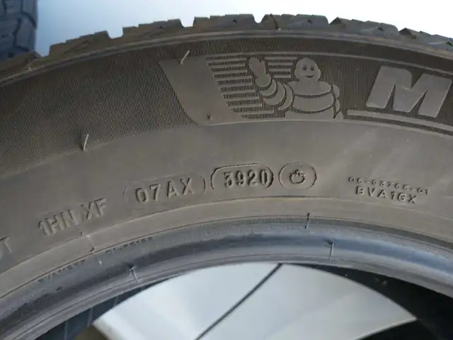 Winter Tires - Michelin X-ICE 235/60R18 in Tires & Rims in Kitchener / Waterloo - Image 4