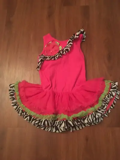 2T Fancy dress (78), View more