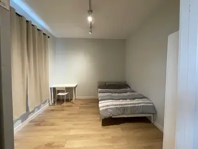Furnished rooms for rent Available from July 14th and Aug 16th. Rent is $900 including utilities and...