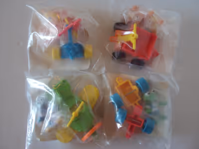 COMPLETE SET OF 4 SORRY I DON'T SHIP I LIVE IN KESWICK BUT I WILL MEET IN AND AROUND THE BARRIE AREA