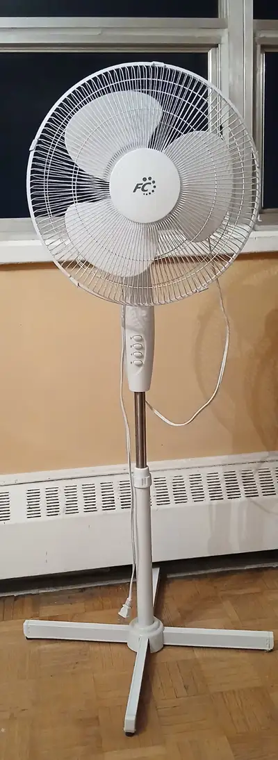Commercial 16" Oscillating Pedestal Fan, View more