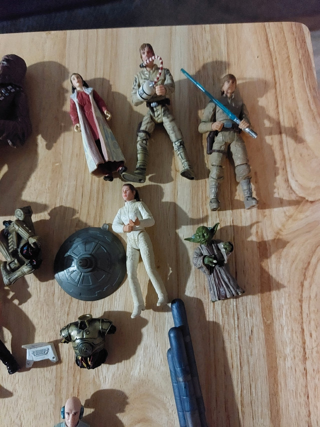 Empire Strikes Back toy lot in Toys & Games in Brockville - Image 3