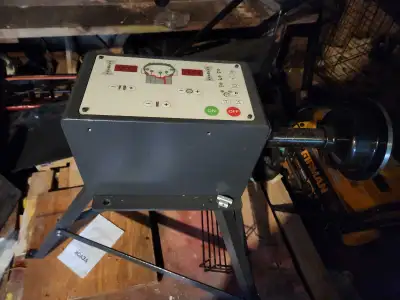 Dynamic wheel balancer. Does all types of wheels with settings for steel, aluminum etc. Comes with w...