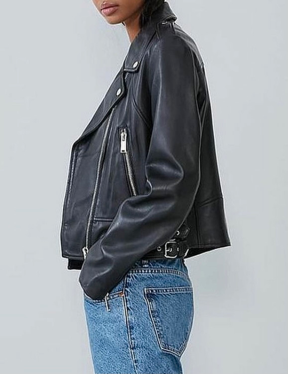 Zara 100% cuir real leather manteau biker coat jacket blazer top dans Femmes - Hauts et vêtements d'extérieur  à Ville de Montréal - Image 2