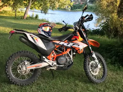Amazing bike well maintained with lots of extras including bar extension, heated handle bars, new se...