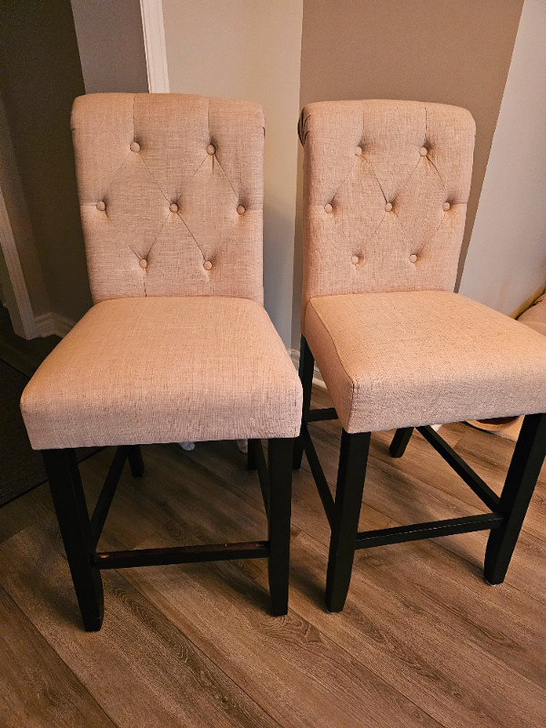 Breakfast bar chairs in Chairs & Recliners in Oakville / Halton Region - Image 3