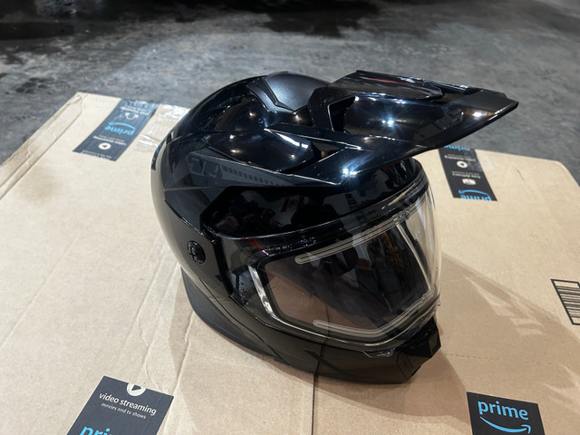 509 Delta R4 Ignite snowmobile helmet in Other in City of Halifax