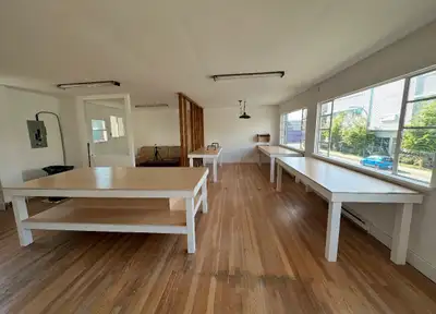 Pottery studio for rent! This bright & spacious 2nd floored studio will be a communal ceramic space...