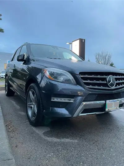 Mercedes-Benz ML350 Bluetec Diesel SUV for sale, very good condition, fully loaded, heated seats at...