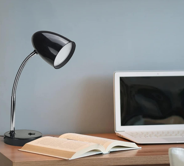 Table Lamp in Indoor Lighting & Fans in Mississauga / Peel Region - Image 3